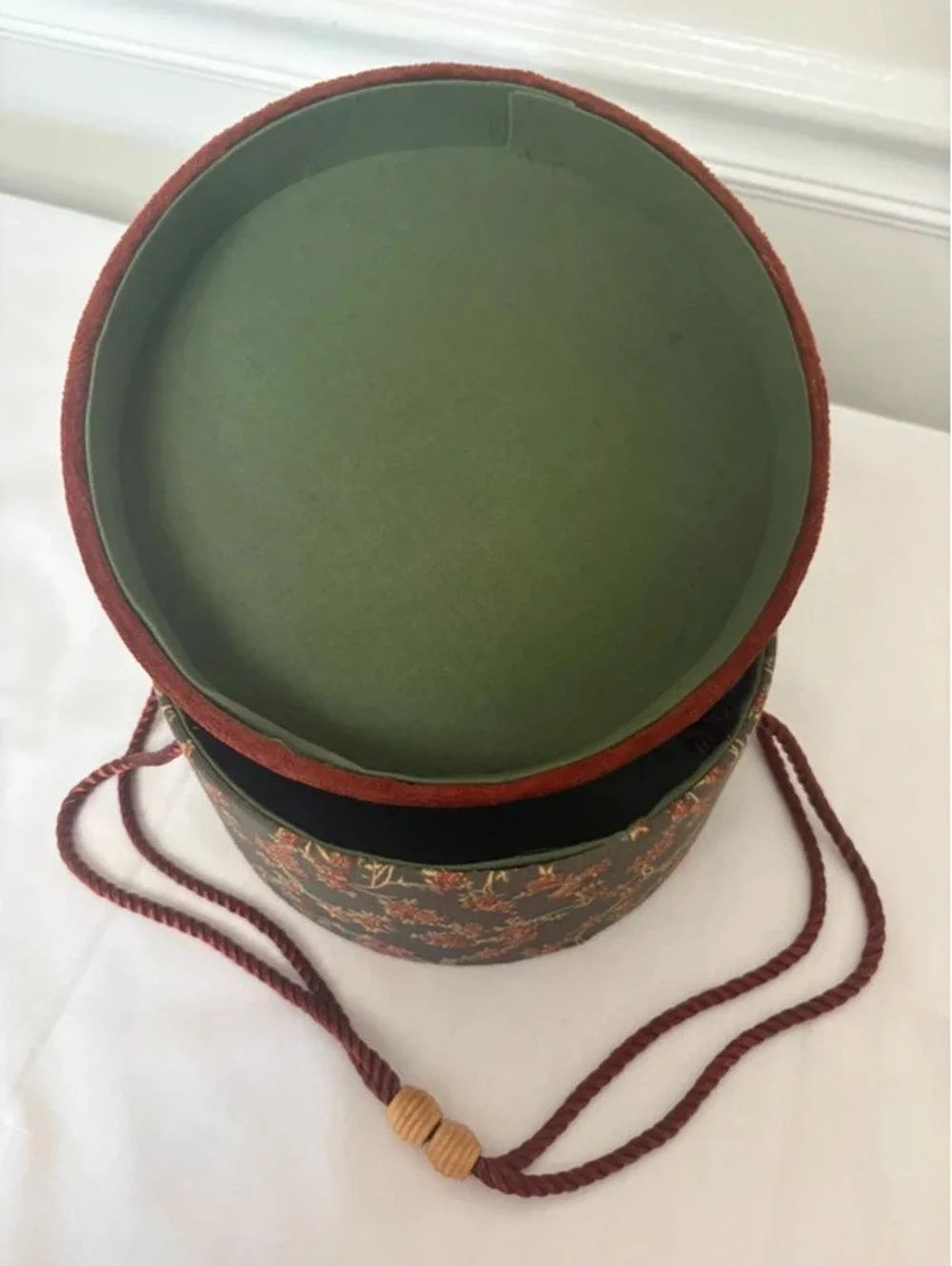 N/A charming round